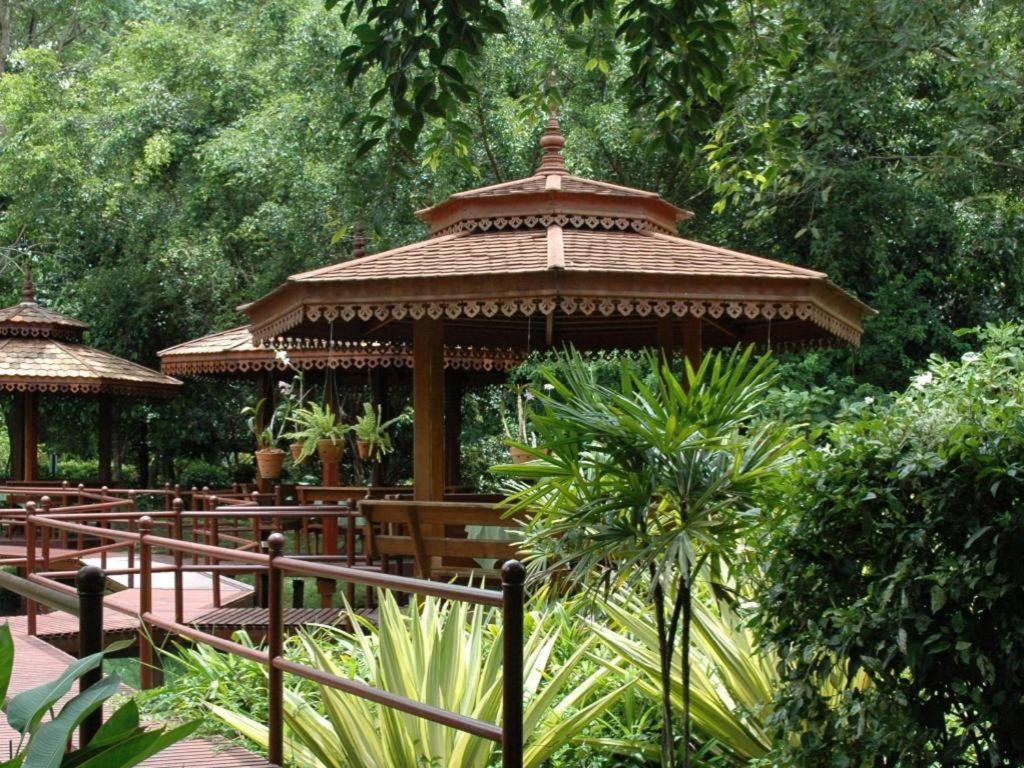 Tao Garden Health Spa & Resort Chiang Mai Exterior photo