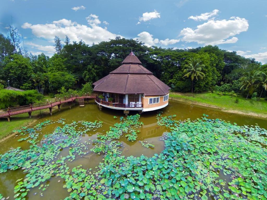 Tao Garden Health Spa & Resort Chiang Mai Exterior photo